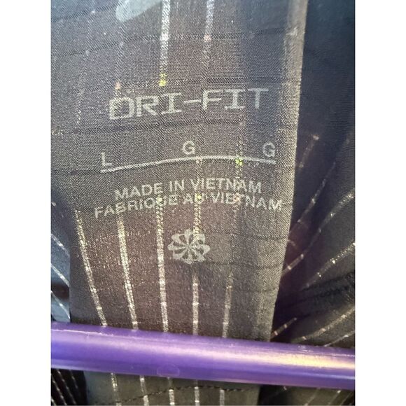 NIKE TRAIL DRI FIT Tee- large - Picture 4 of 4